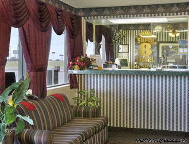 Super 8 By Wyndham Eastland Interior foto